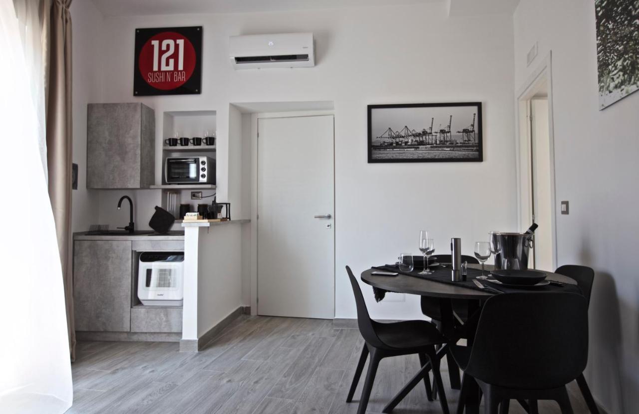 Scugnizzo Apartment Luxury Home 나폴리 외부 사진