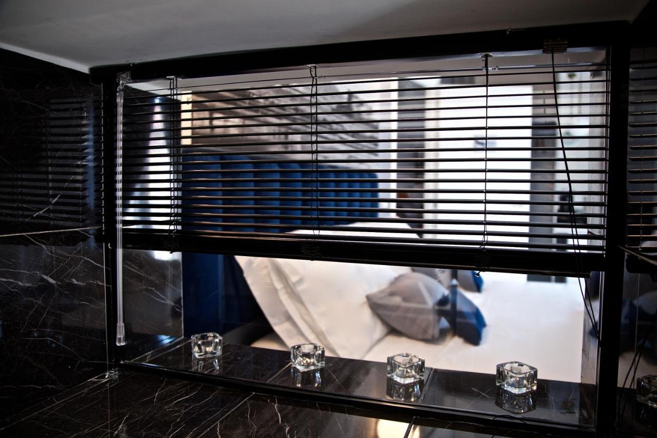Scugnizzo Apartment Luxury Home 나폴리 외부 사진