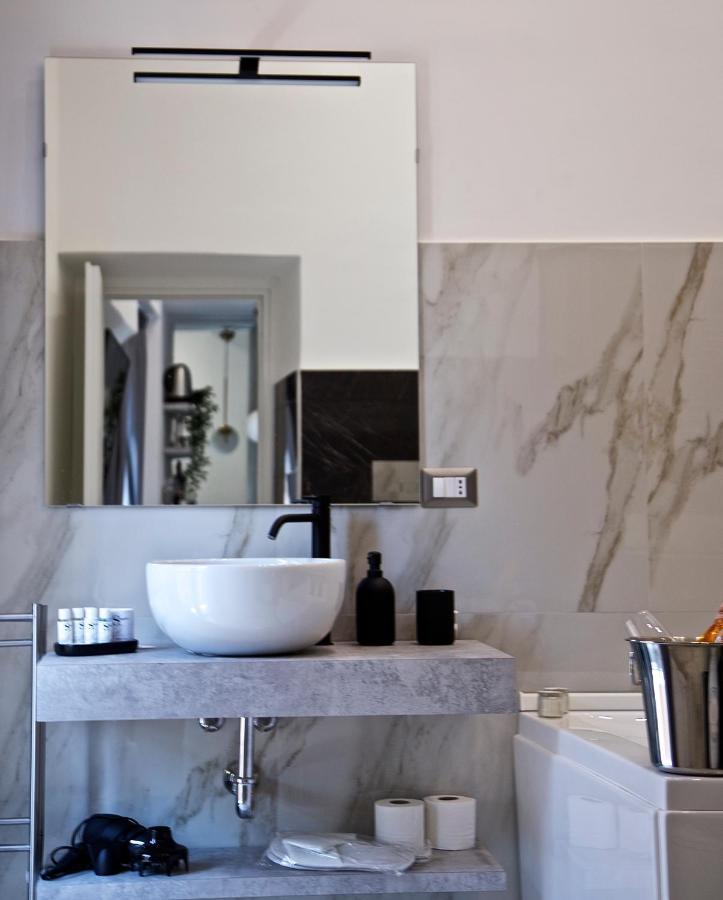 Scugnizzo Apartment Luxury Home 나폴리 외부 사진